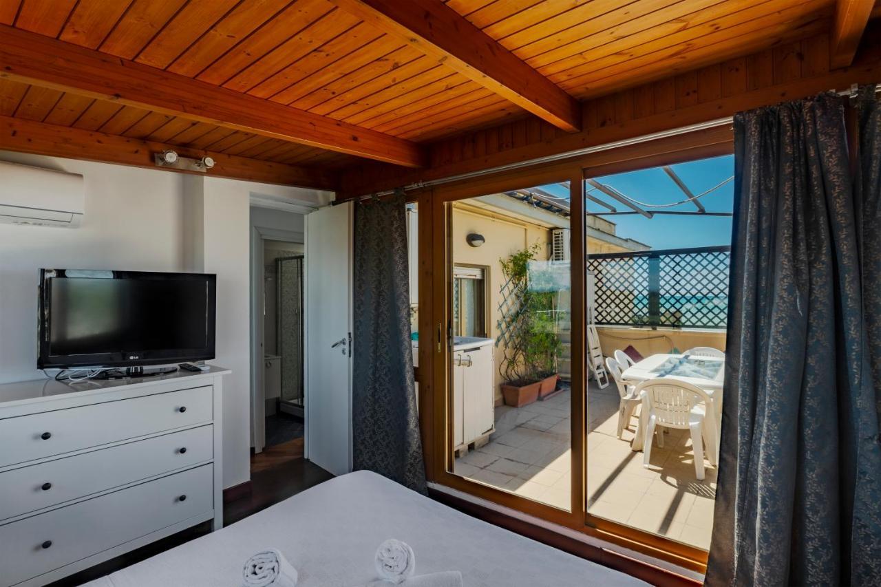 Appartamento Polo Natatorio Ostia Buitenkant foto